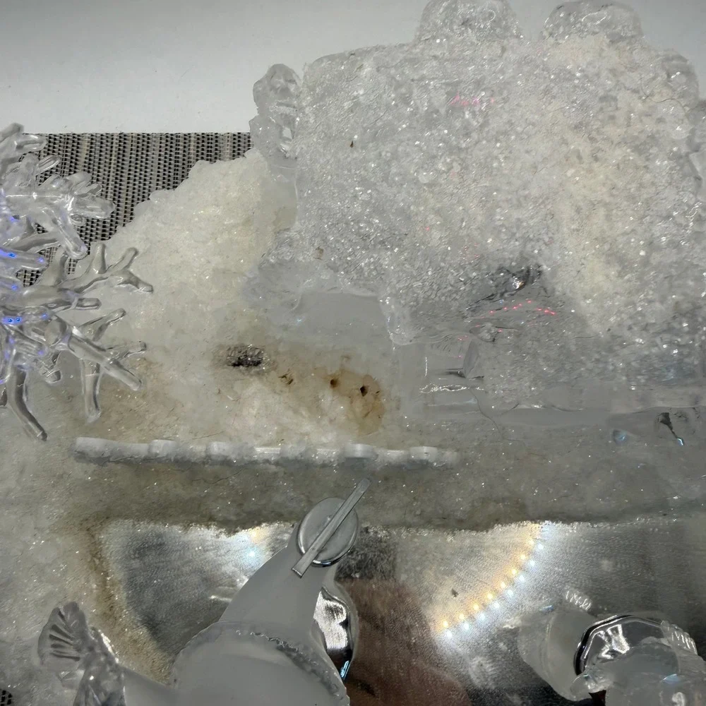 Heritage Mint Holiday Ice Sculptures Skating Snowman Village Scene C135 Light Up